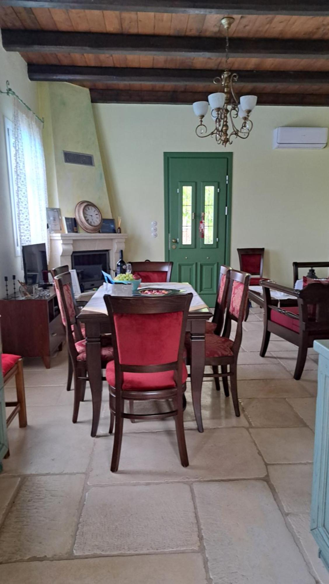 Country Villa Atheras